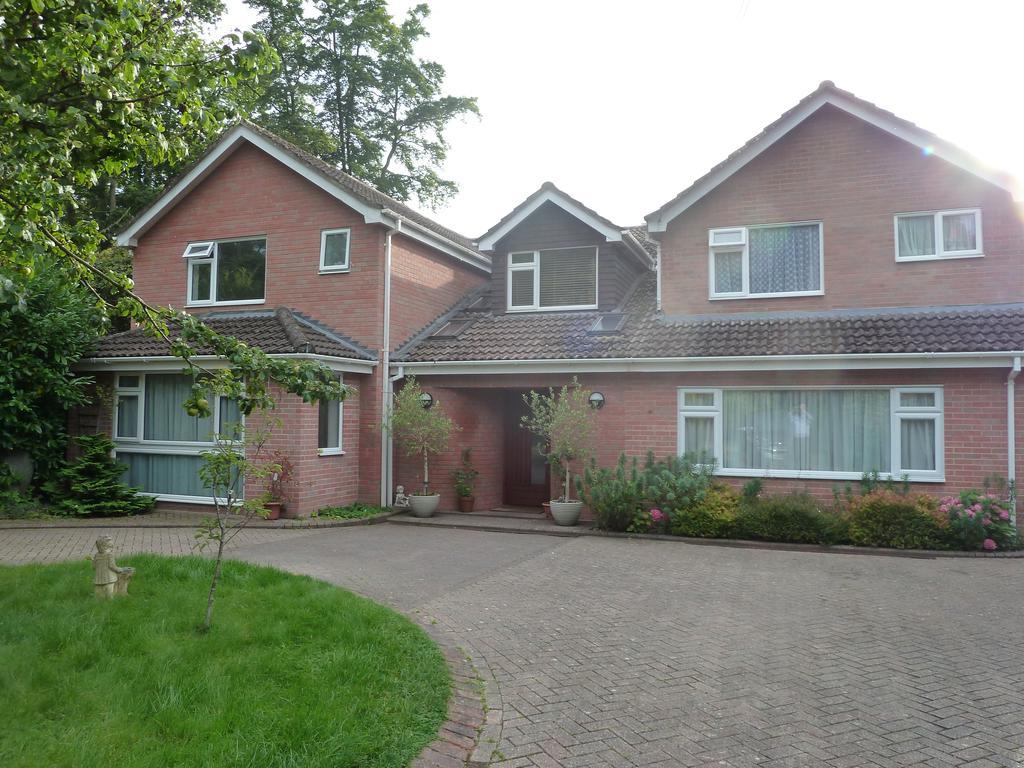 Cameron House Landford Eksteriør bilde