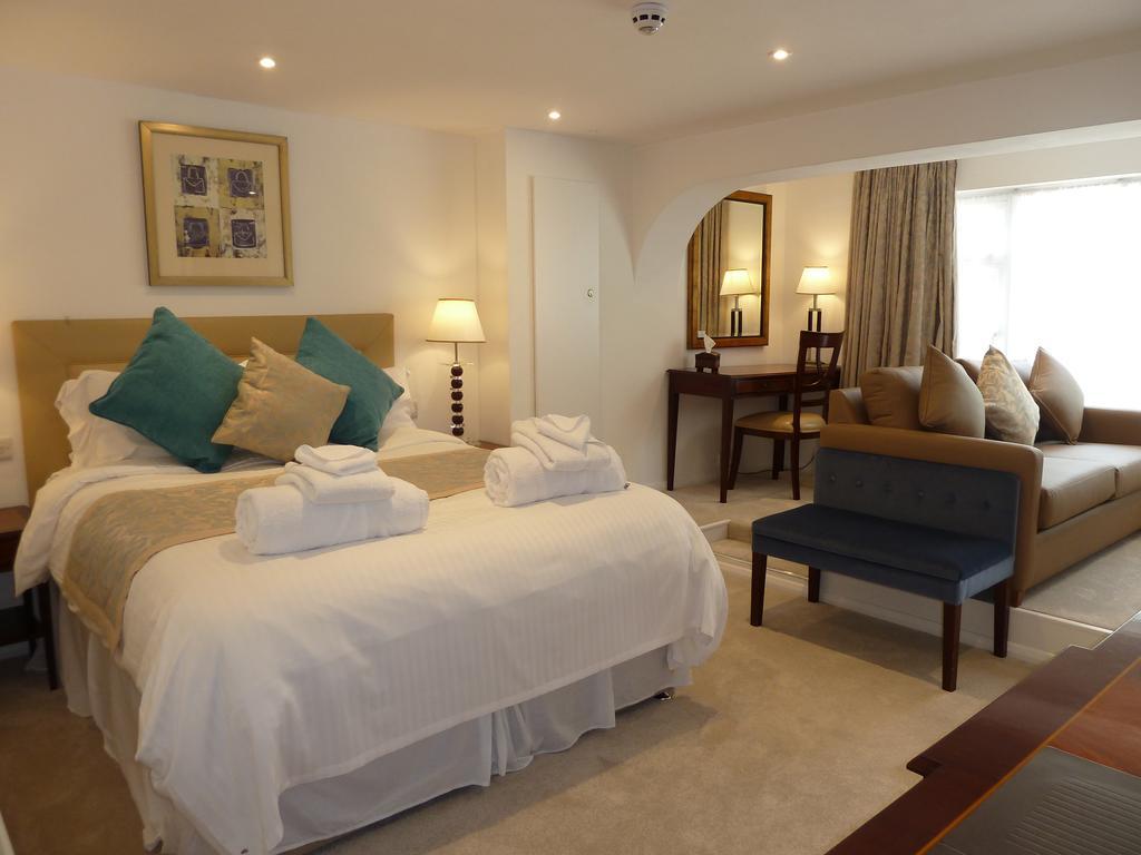 Cameron House Landford Eksteriør bilde