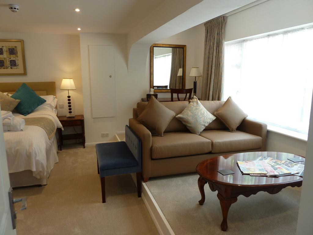 Cameron House Landford Eksteriør bilde