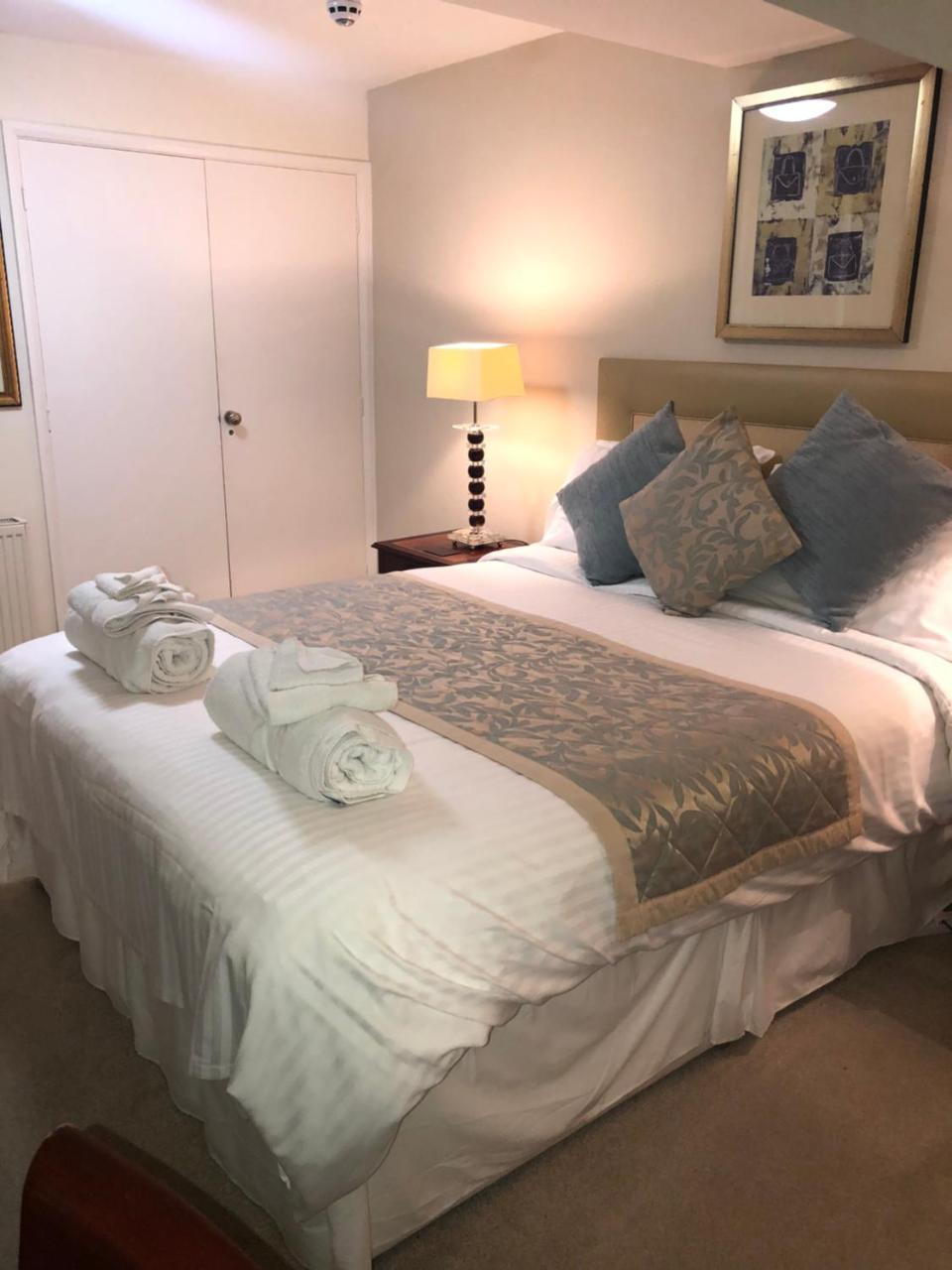 Cameron House Landford Eksteriør bilde